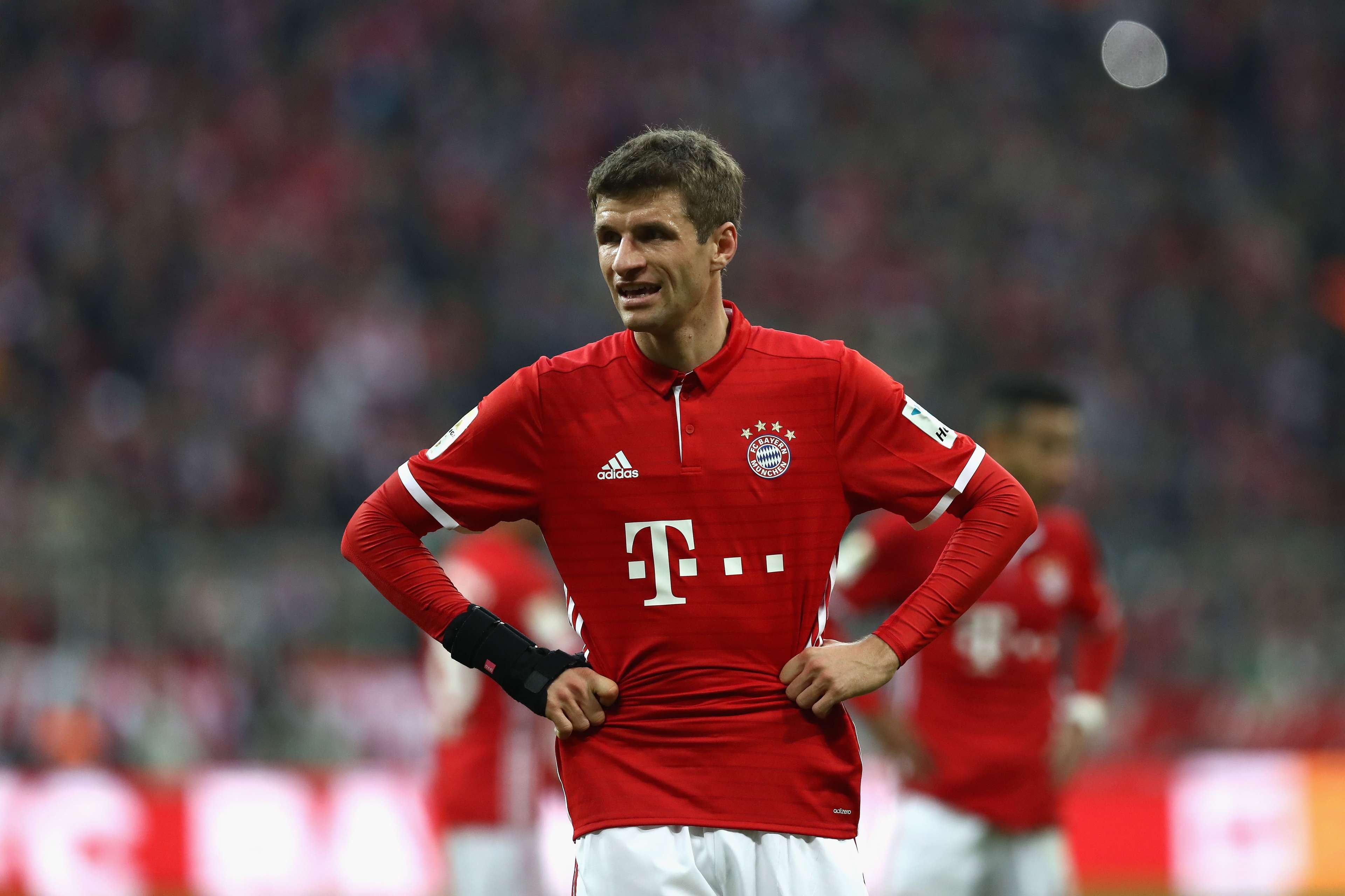 VIDEO: Bayern Munich star Thomas Muller's Footgolf fail | Goal.com English Saudi Arabia