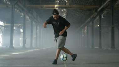 Ronaldinho / Chuteira Nike 10R City Collection / 26 01 18