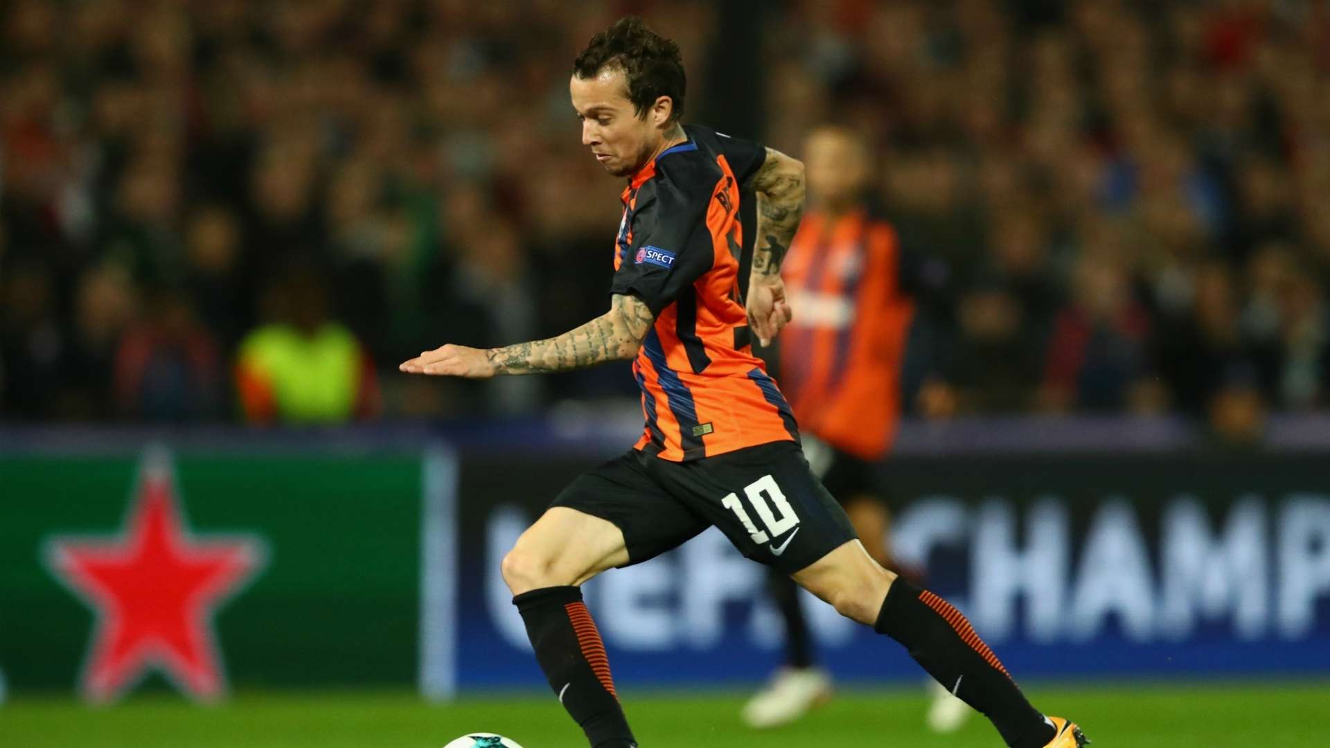 Bernard Anicio Caldeira Duarte Feyenoord Shakhtar Donetsk UEFA Champions League 10172017