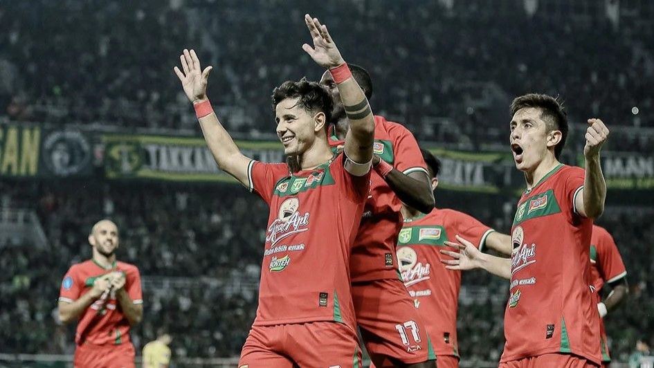 Persebaya Vs PSS Liga 1 2024/25