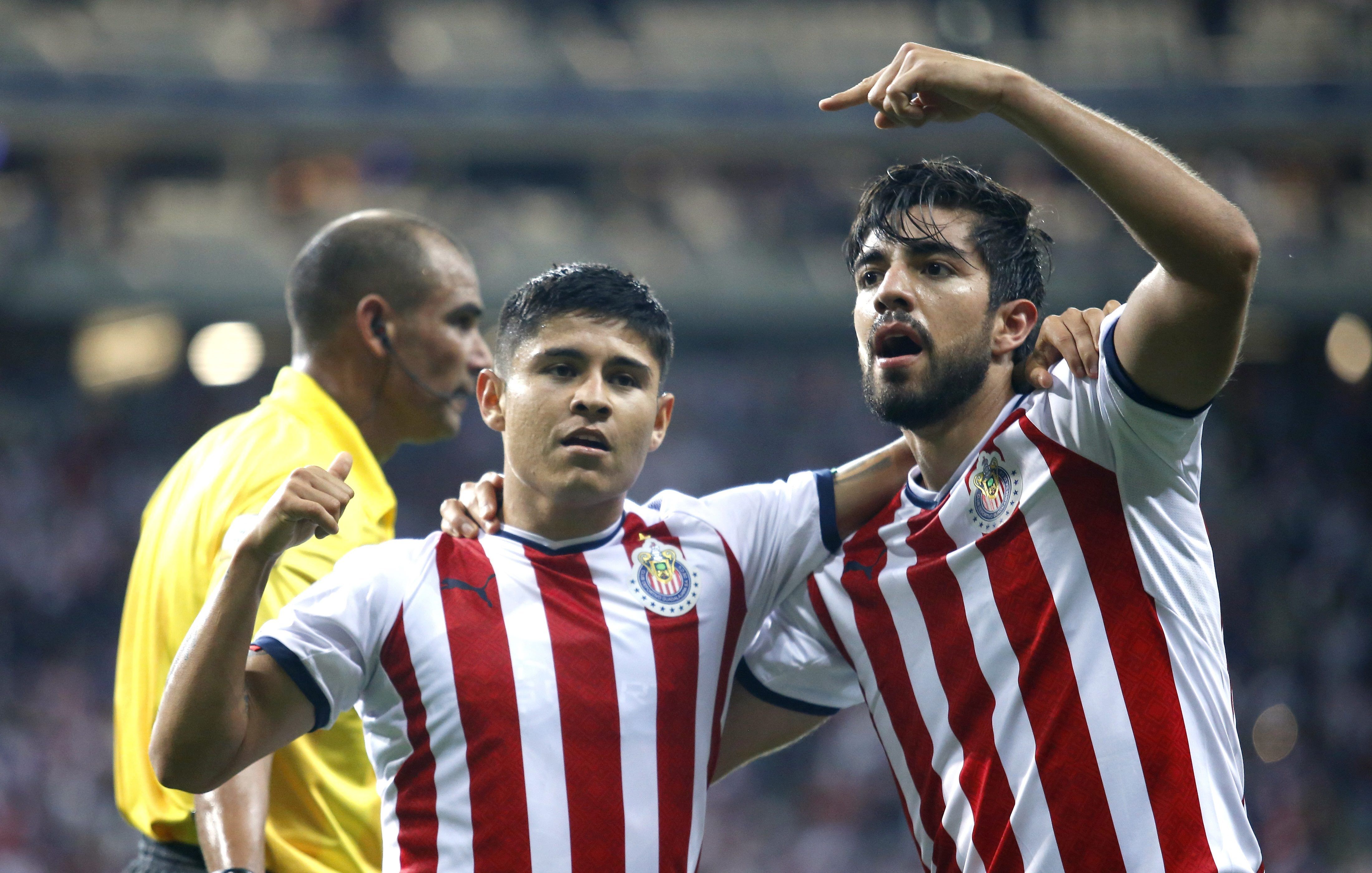 Rodolfo Pizarro, Eduardo Lopez, Chivas