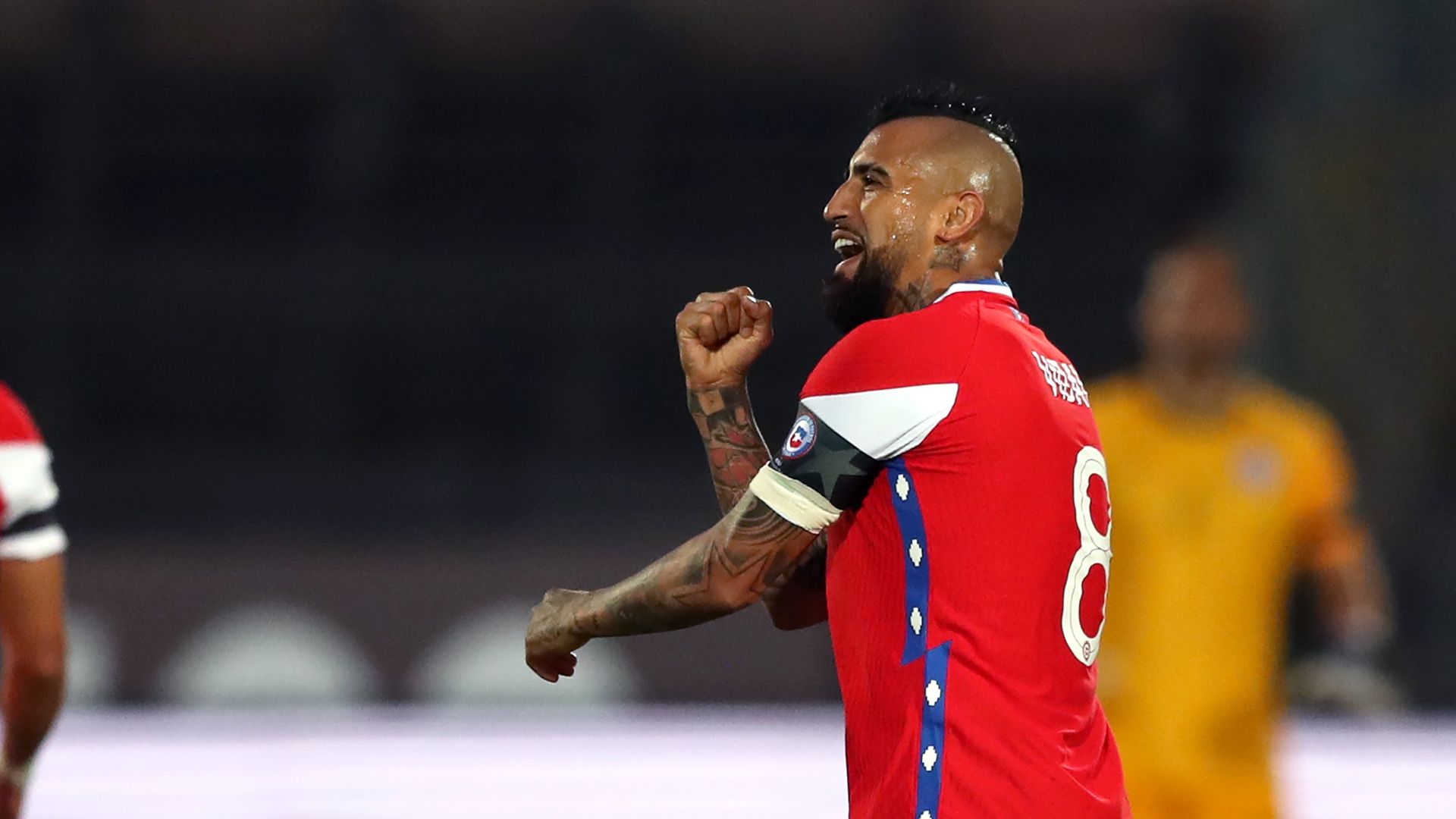 131120 Arturo Vidal Chile Perú