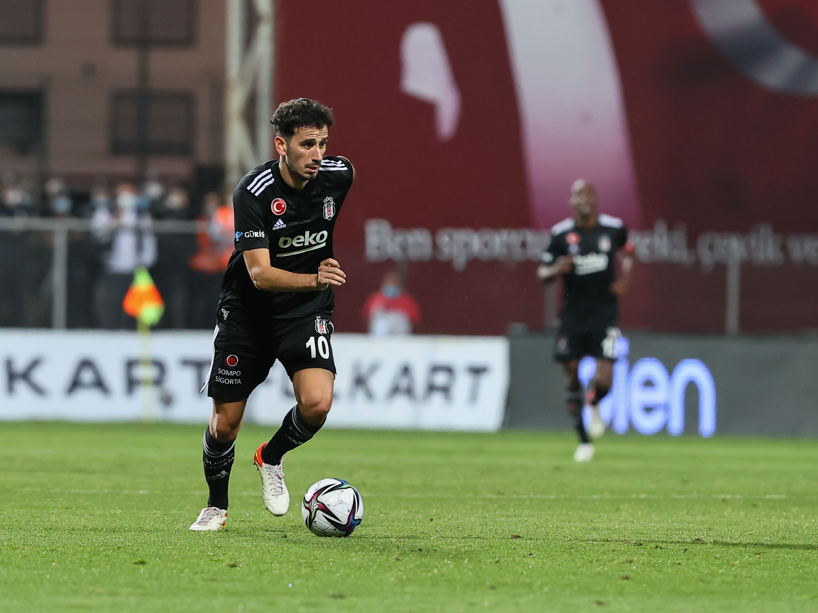 Oğuzhan Özyakup, Beşiktaş
