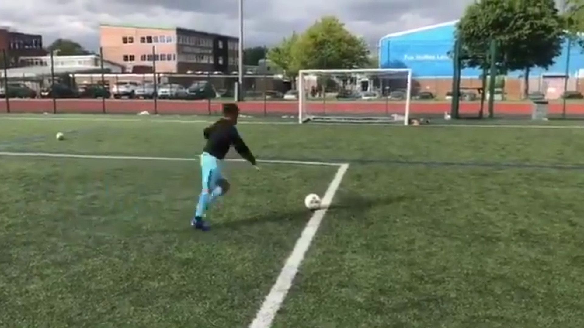 kid crossbar chalenge