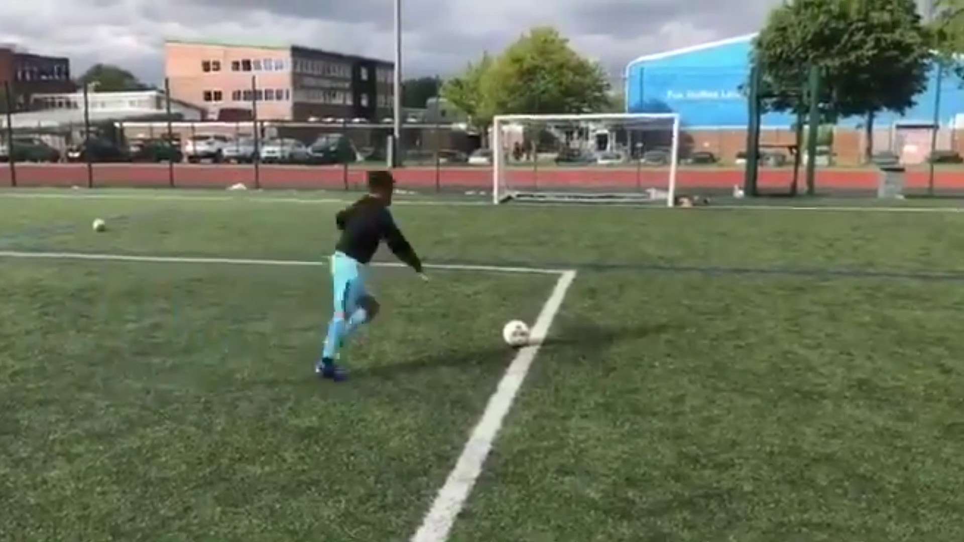 kid crossbar chalenge