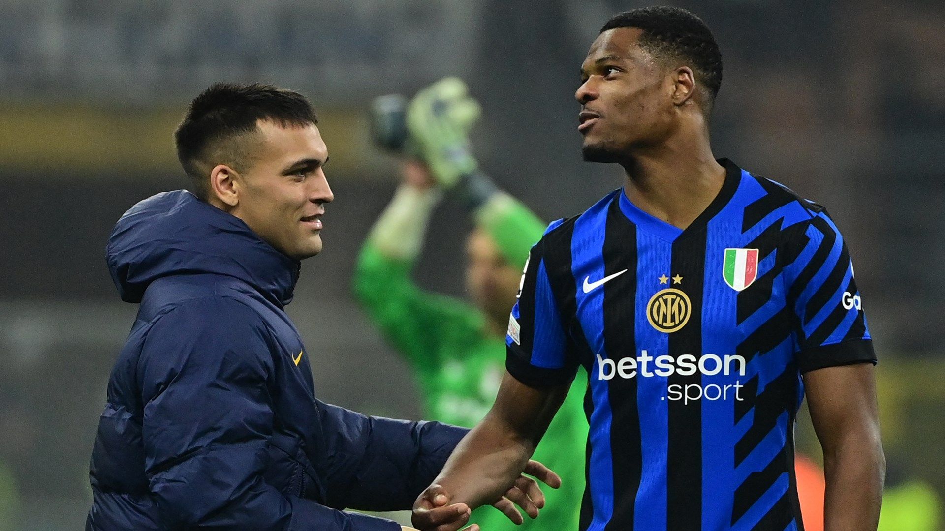 Lautaro Martinez Dumfries