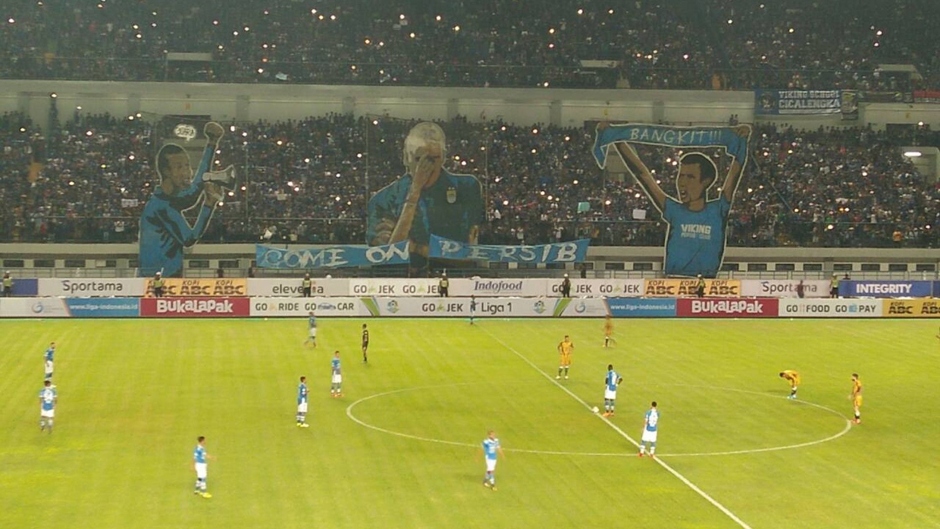 Persib Bandung - Mitra Kukar Gelora Bandung Lautan Api