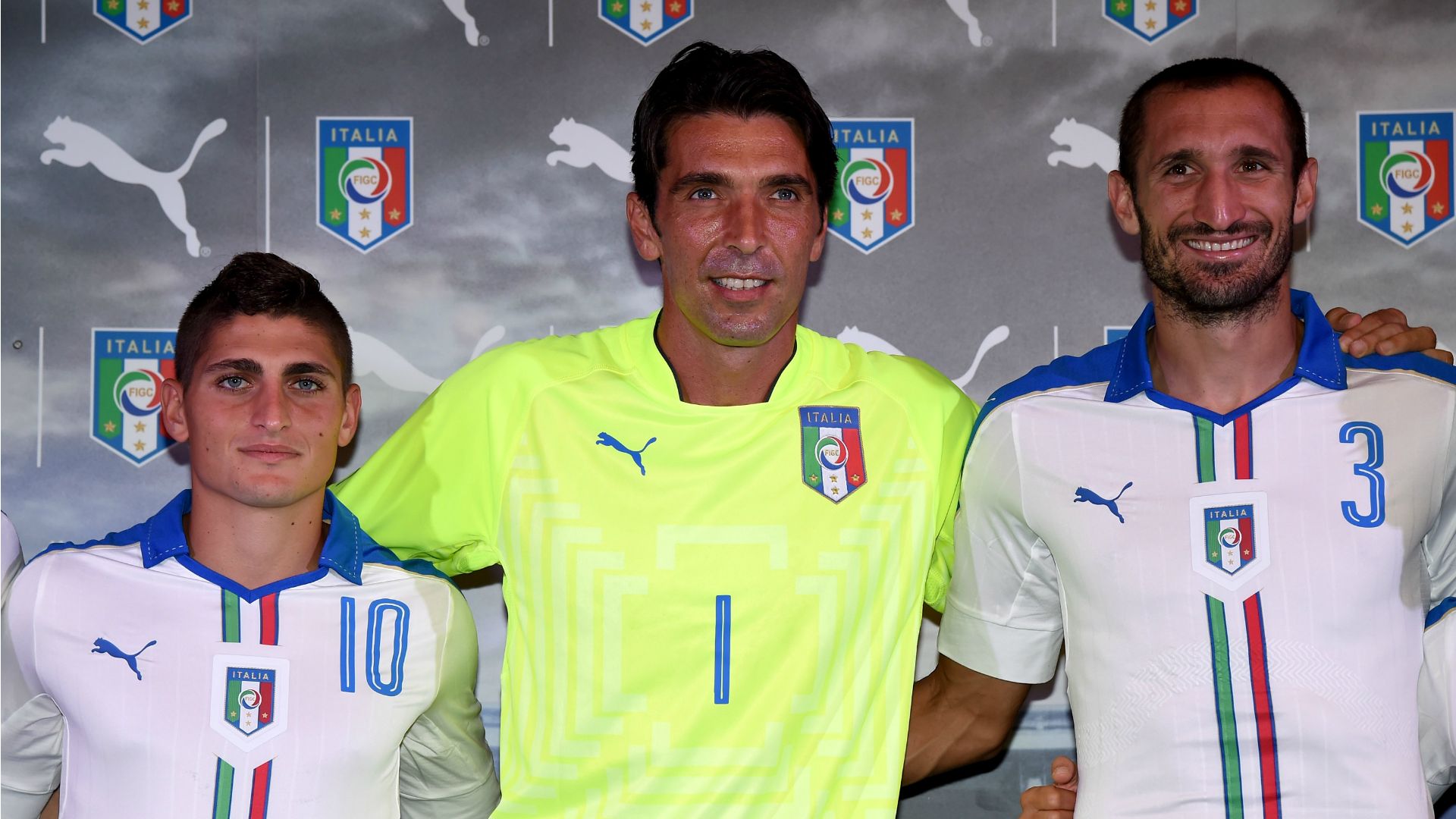 Italy unveiling new away kit with Verratti, Buffon and Chiellini