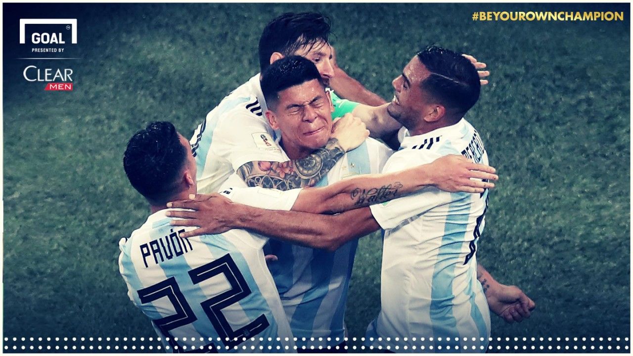 Champ Momen Marcos Rojo