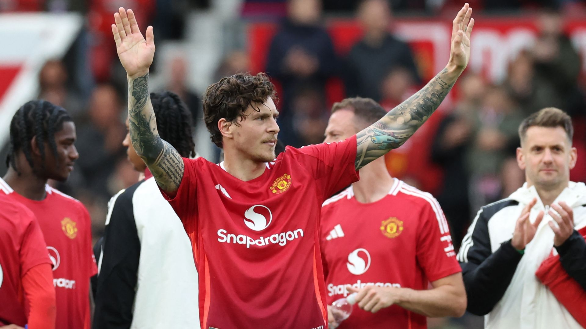 Victor Lindelof Manchester United 2024-2025