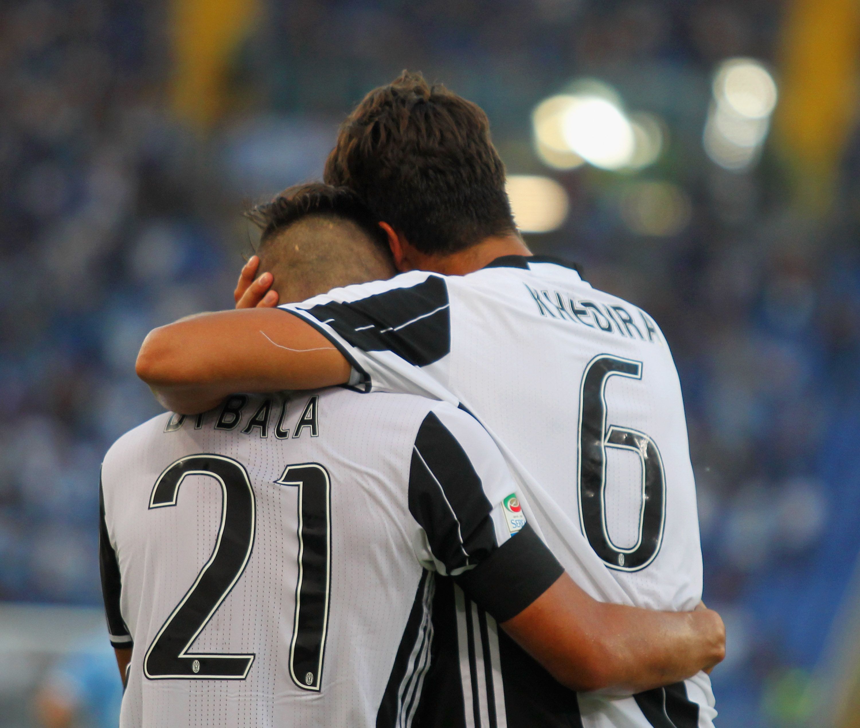 Paulo Dybala Sami Khedira Juventus Serie a