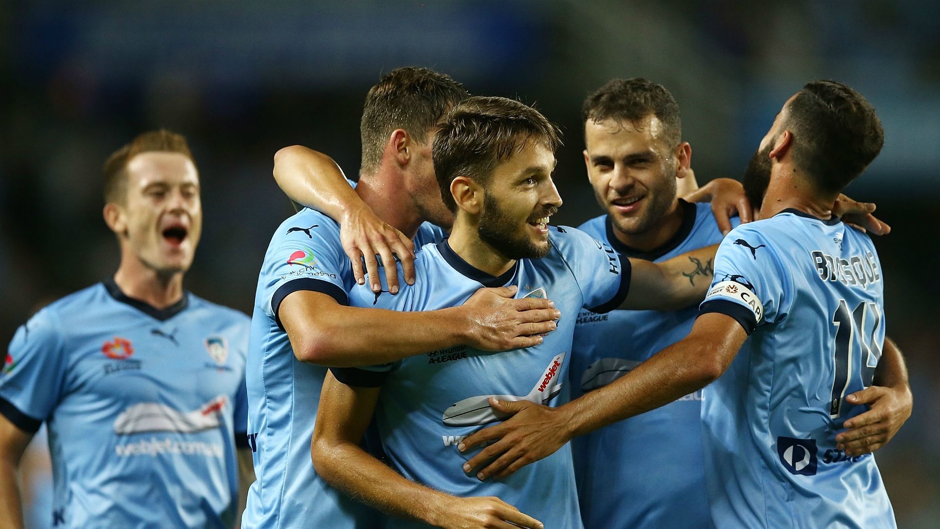 Milos Ninkovic Sydney FC v Brisbane Roar A-League 30122016