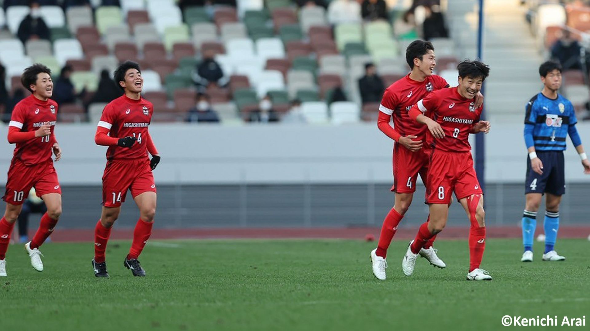 高校サッカー選手権準決勝】大津とのPK戦制した東山が決勝進出！ 初優勝懸けて岡山学芸館と対戦へ | Goal.com 日本