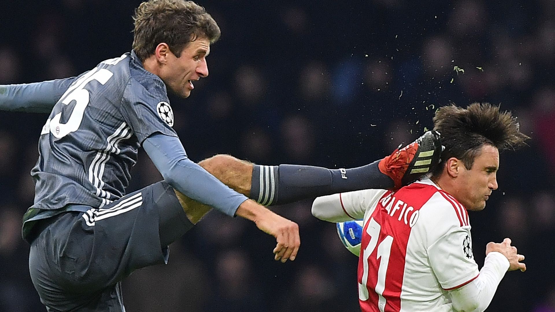 Thomas Muller, Nicolas Tagliafico, Ajax vs Bayern Munich