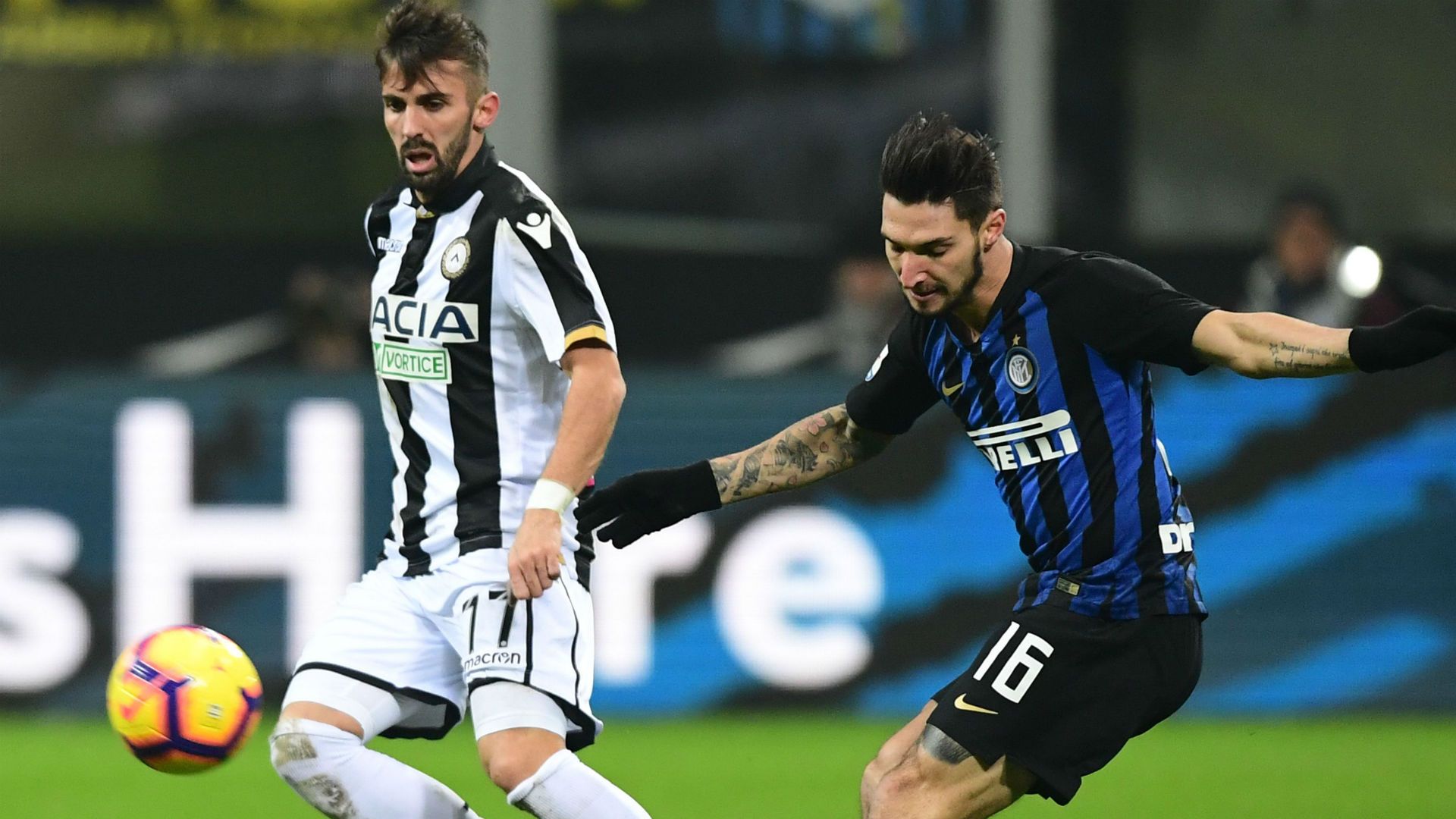 Politano Nuytinck Inter Udinese Serie A