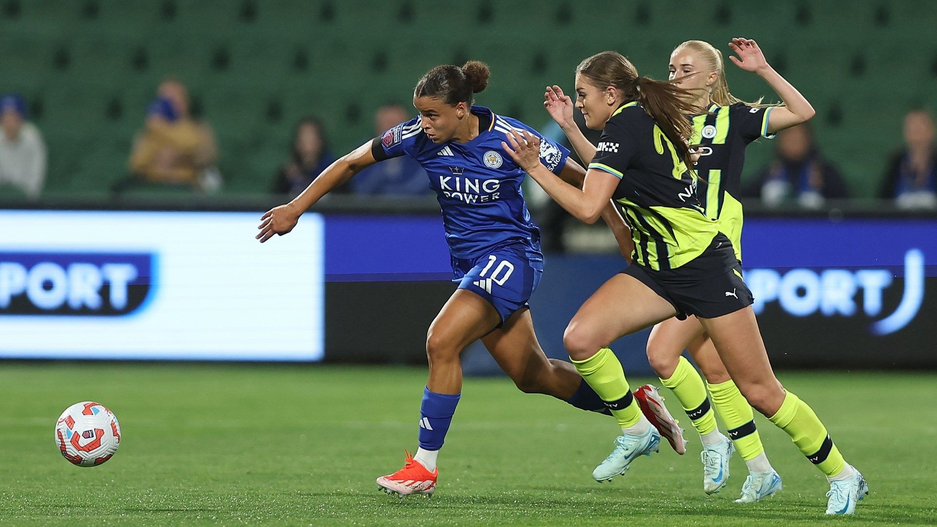 Noemie Mouchon Gracie Prior Leicester City Manchester City Women 2024-25