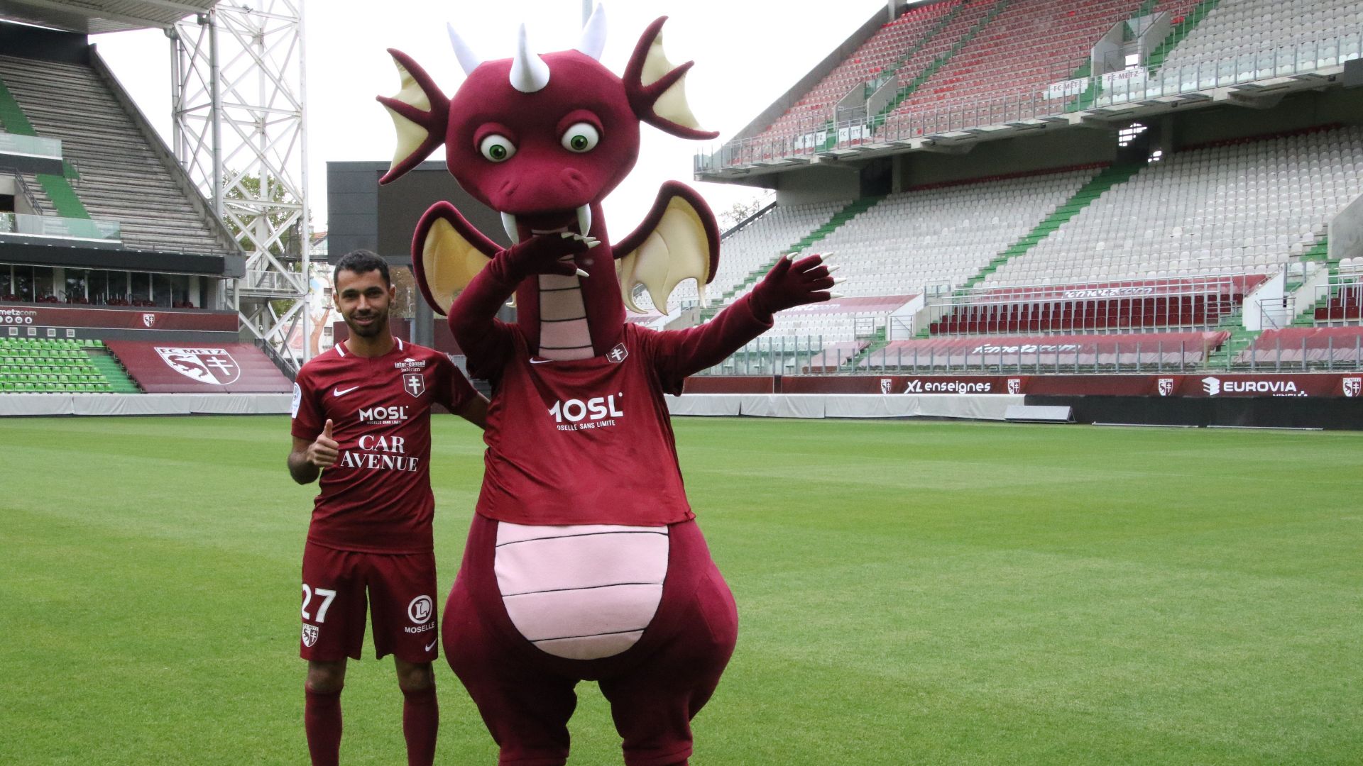 FC Metz : Farid Boulaya et la mascotte Grayou, 2018-2019