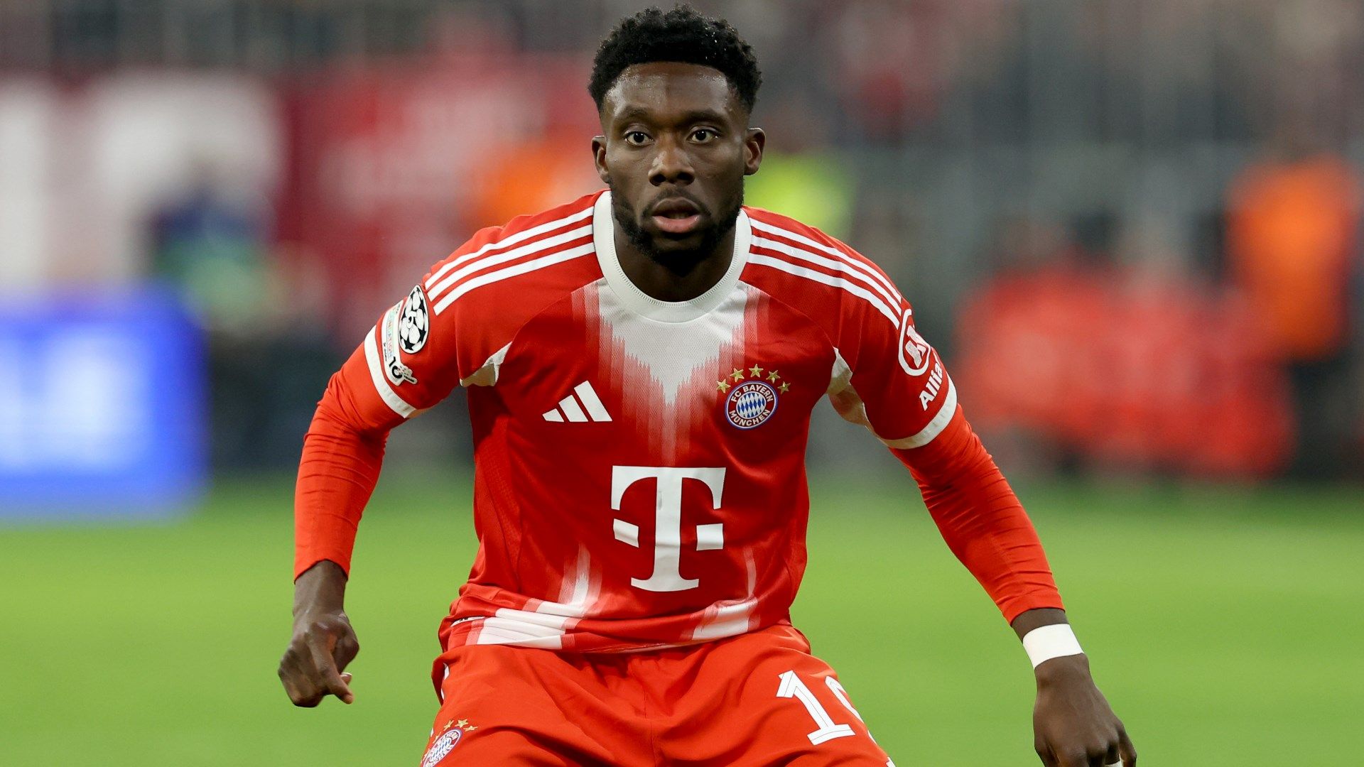 Alphonso Davies Bayern 2025