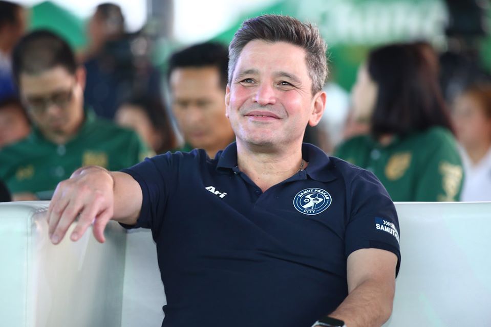 ธเนศ พานิชชีวะ