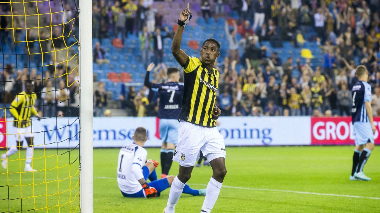 Kelvin Leerdam, Vitesse - ADO Den Haag, Eredivisie, 03102014