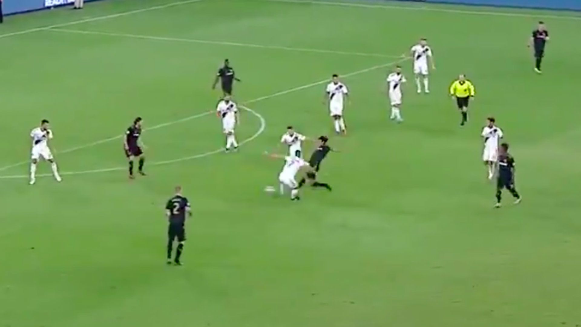 Carlos Vela Pase LAFC