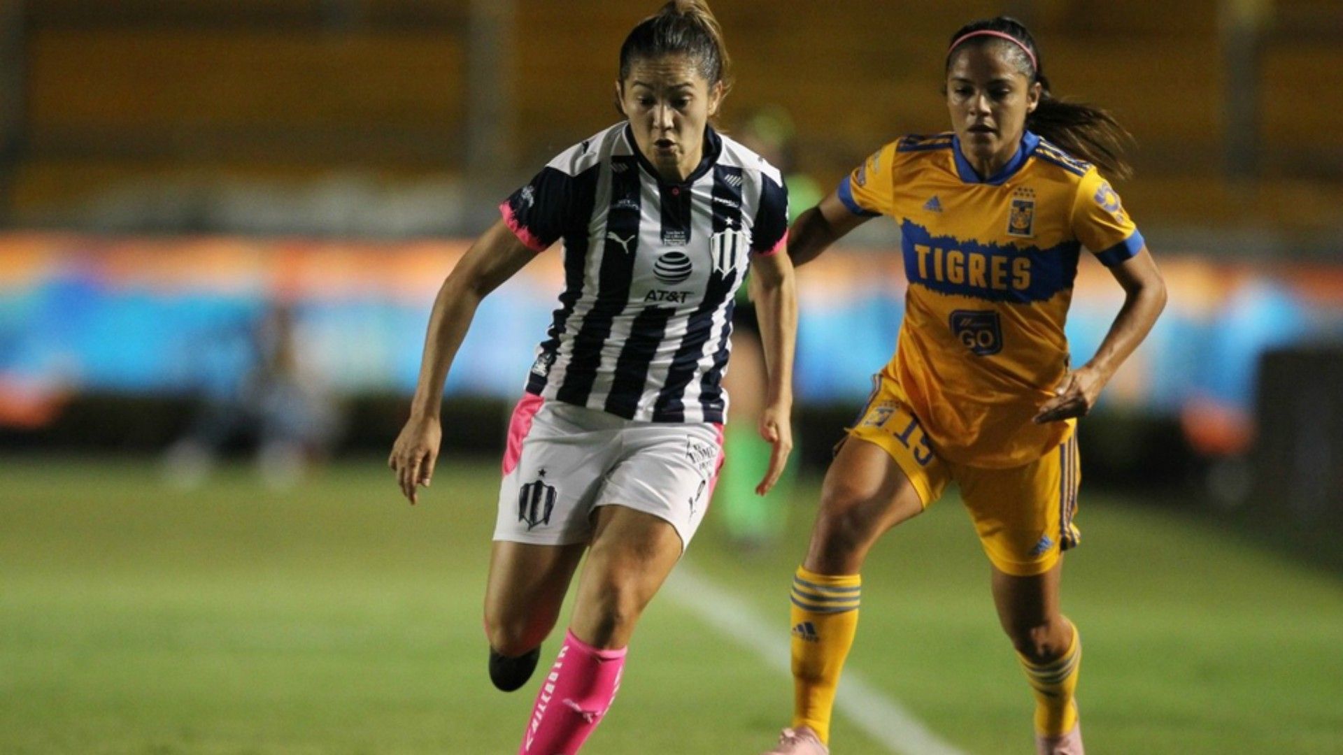 Desiree Monsivais Nancy Antonio Tigres vs Monterrey