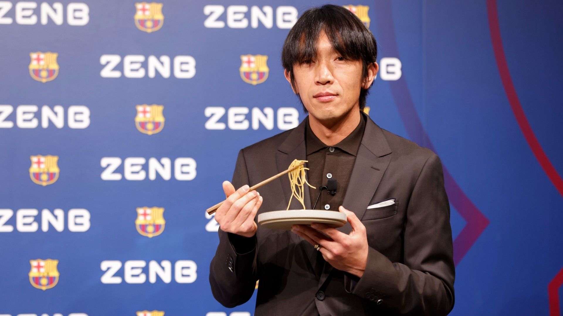 中村俊輔氏がグルテンフリー料理を初体験。ZENB、バルセロナとの