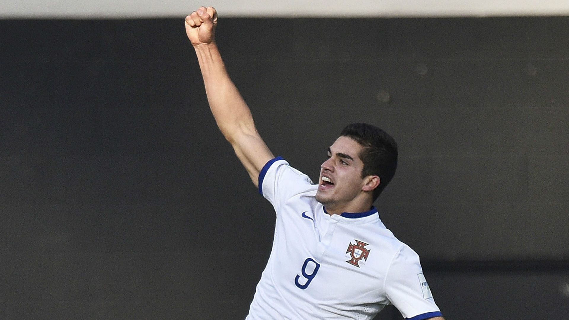 1do4uubl9u2tb1gyum8n0j62as