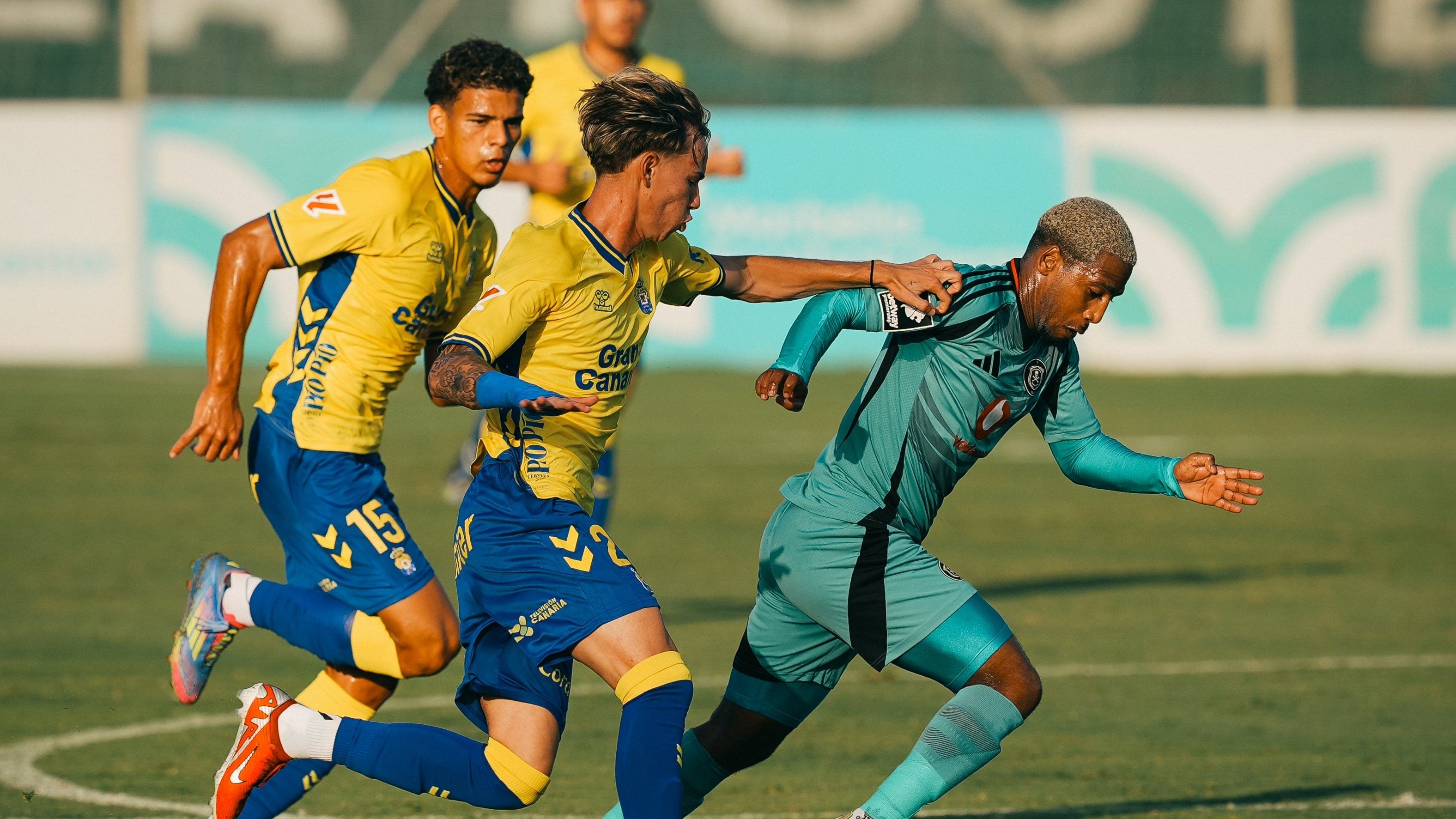 Orlando Pirates, Las Palmas