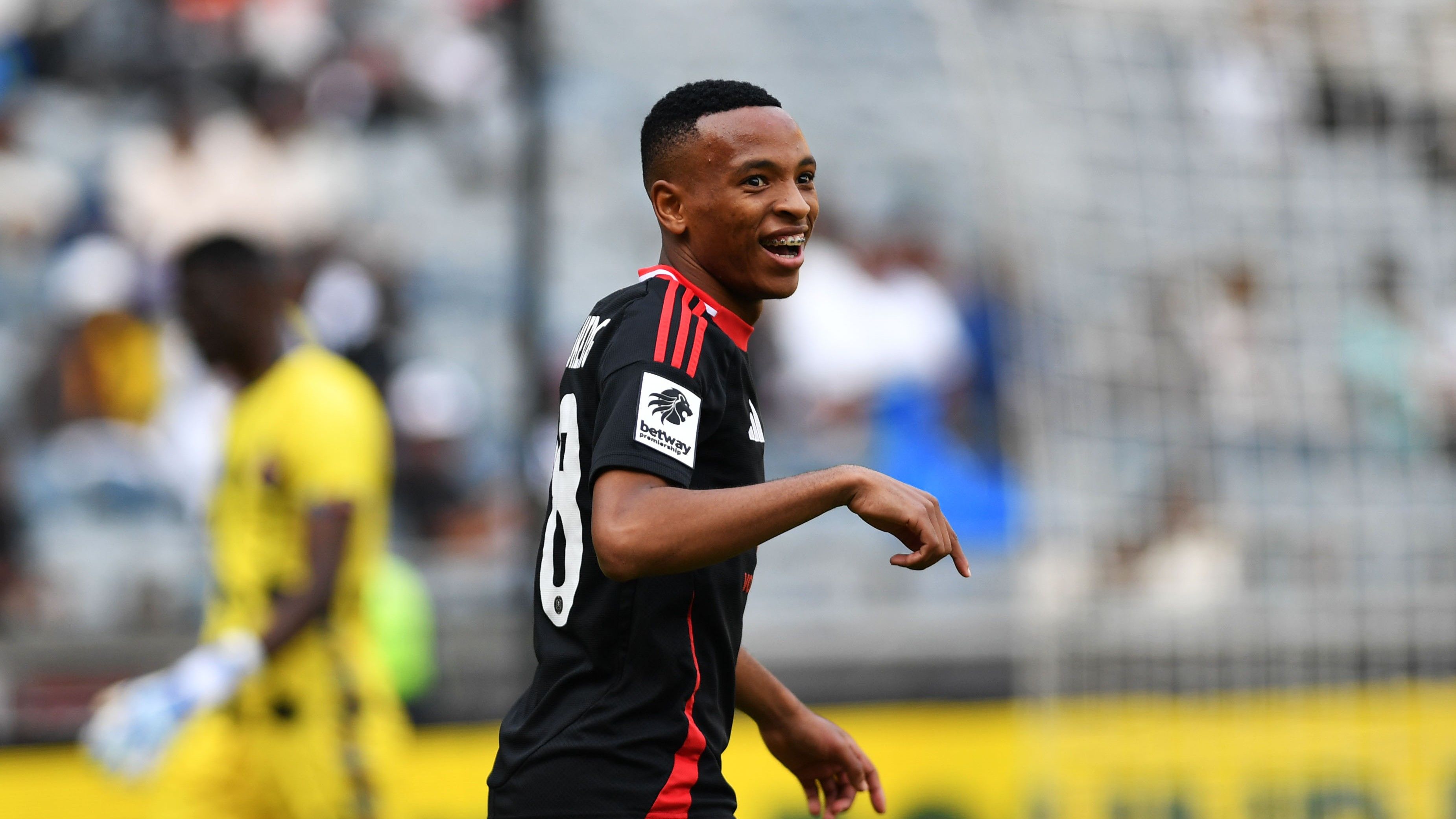 Former FIFA World Cup and UEFA Champions League star urges Bafana Bafana attacker Relebohile Mofokeng to leave Orlando Pirates for European club - 'He's ready' | Goal.com South Africa