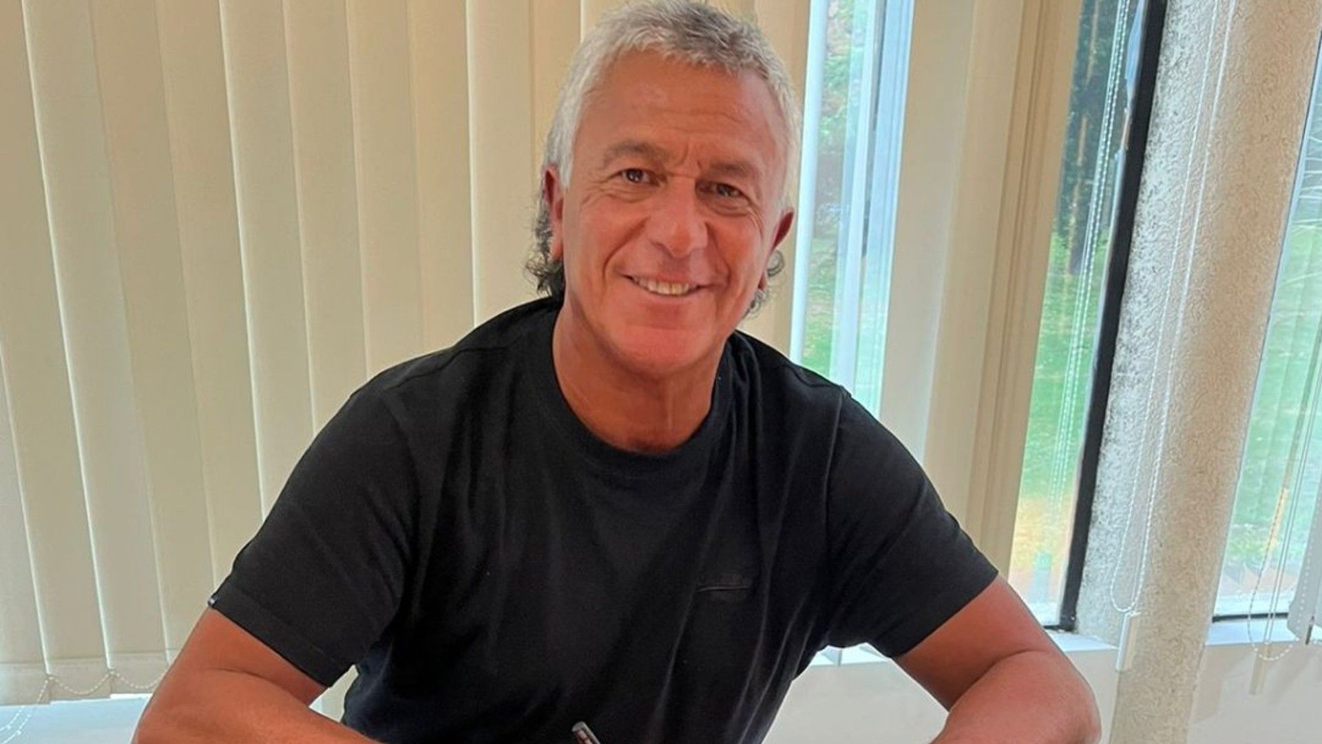 Nestor Pipo Gorosito Firma Colon