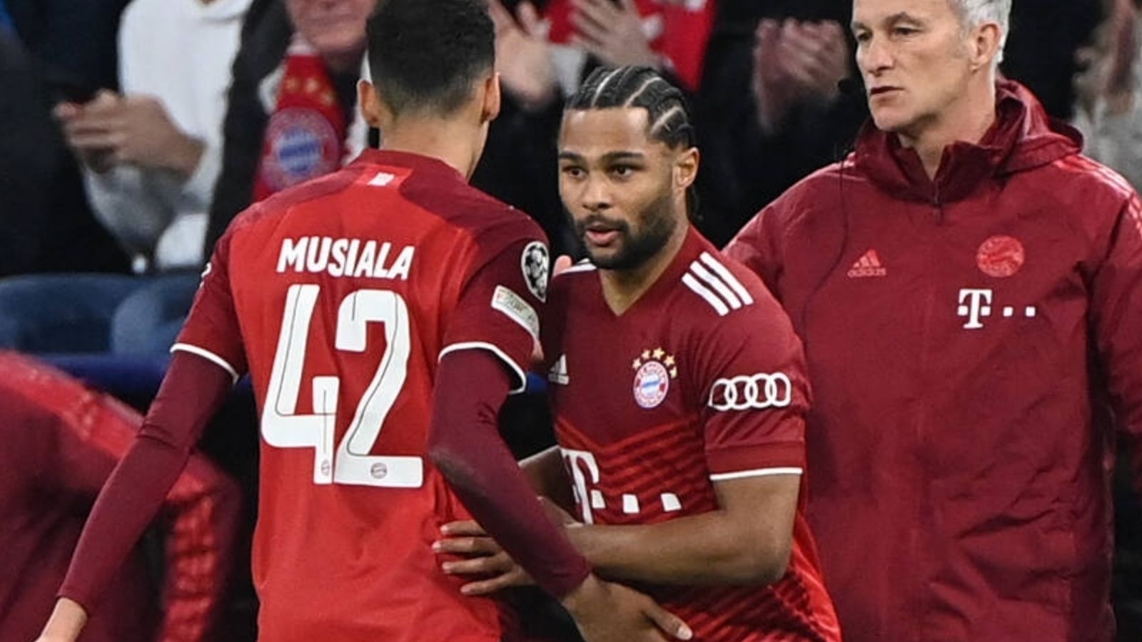 ONLY GERMANY Serge Gnabry Bayern Villarreal