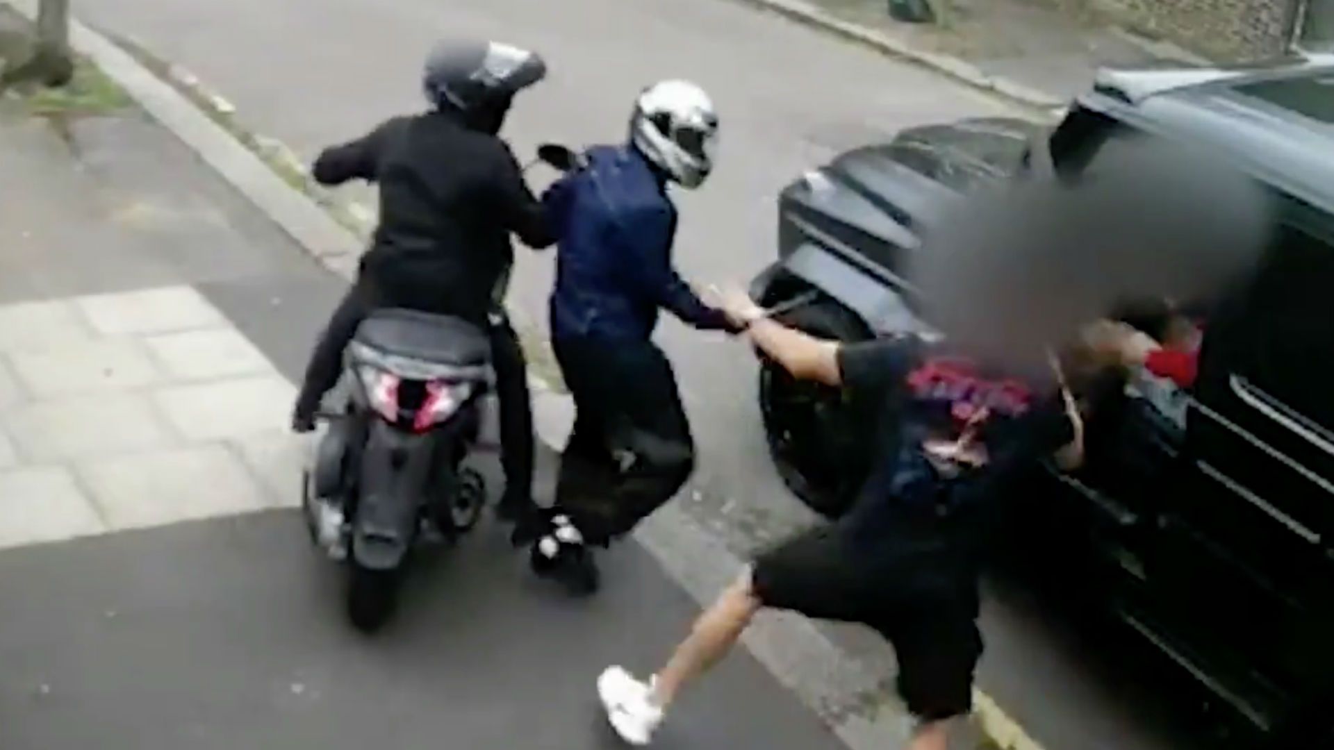 Mesut Ozil Sead Kolasinac Violation 11062019