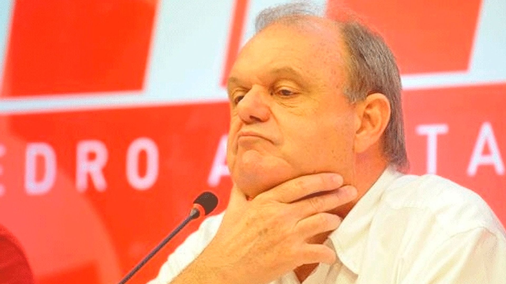 Vitório Piffero Internacional presidente