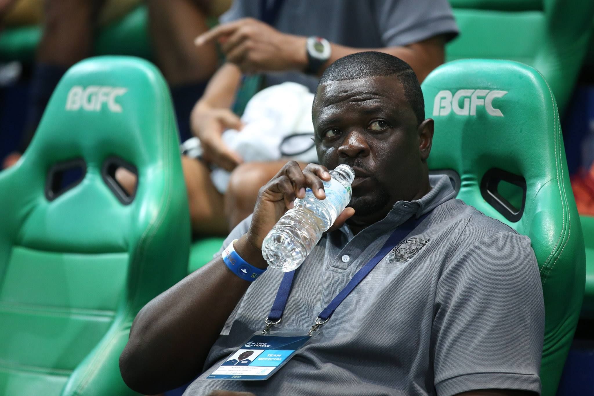 อเดบาโย กาเดโบ้ - บางกอกกล๊าส - สุพรรณบุรี