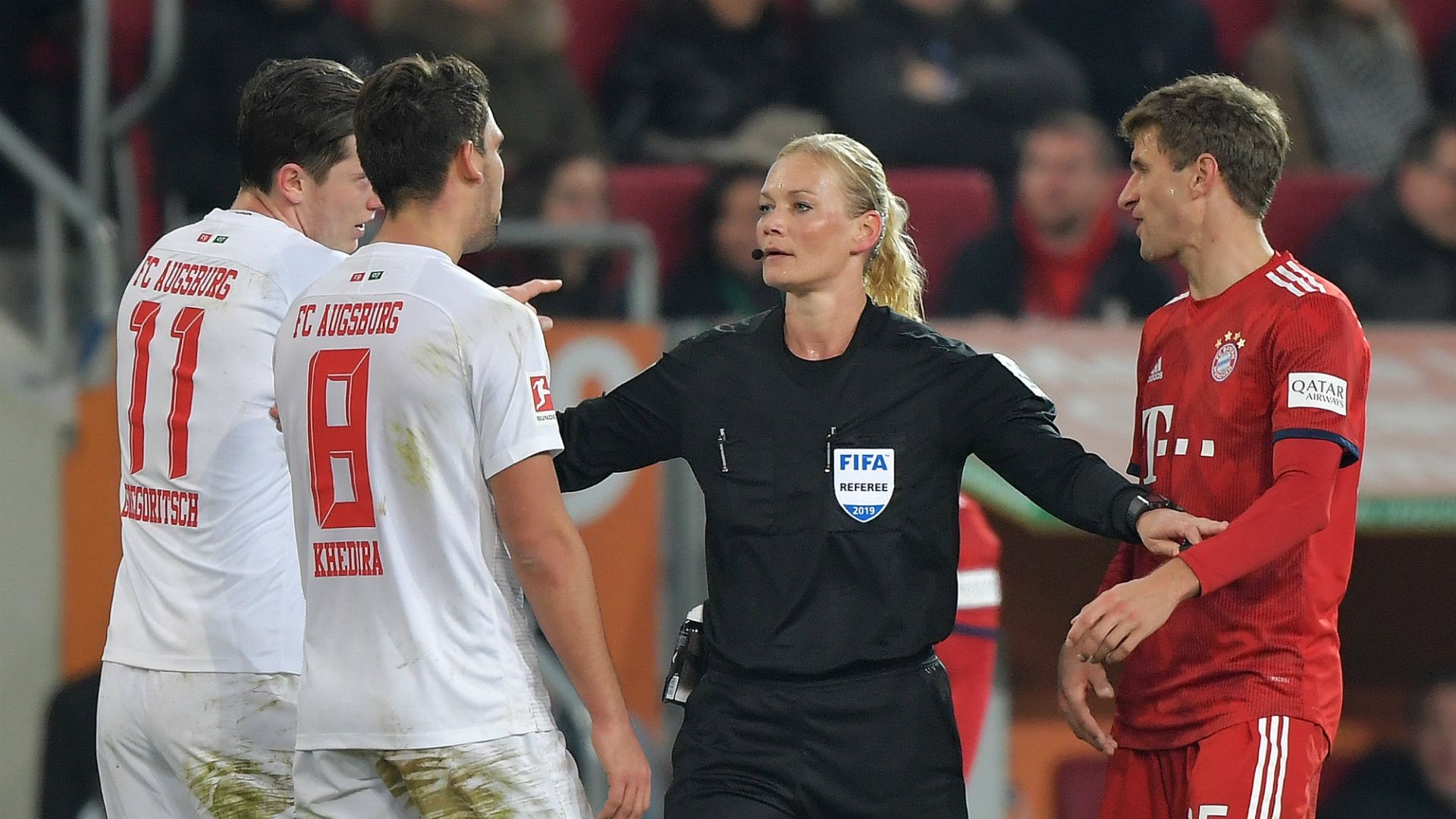 Bibiana Steinhaus, FC Augsburg - Bayern München, 02152019