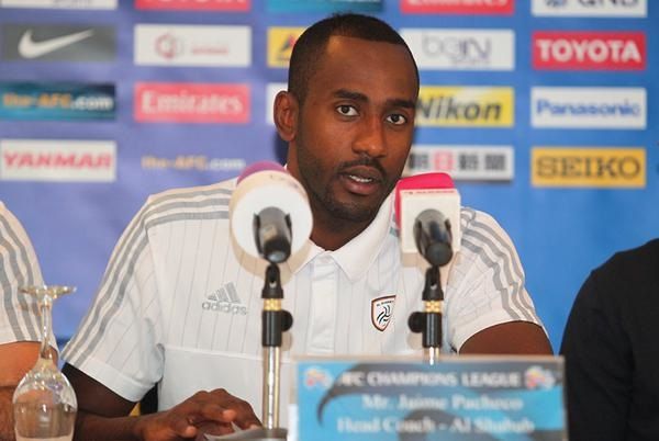 الحارس الدولي وليد عبد الله