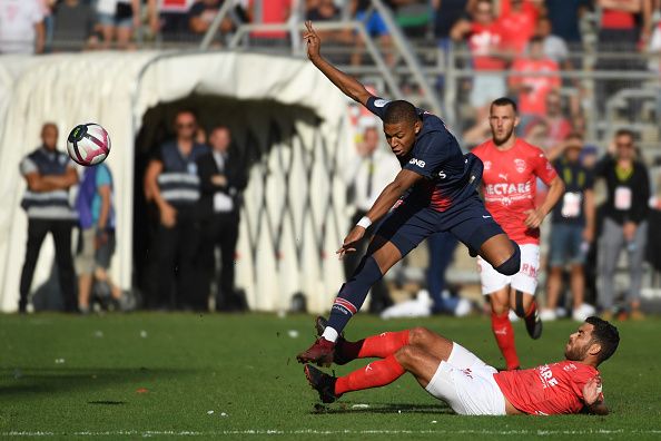 Kylian Mbappe Nimes PSG L1