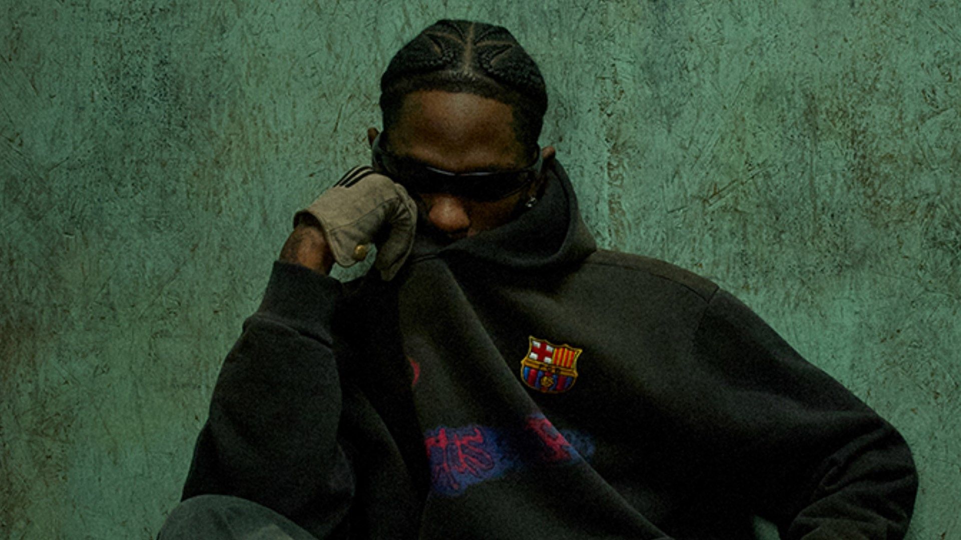 Travis Scott, Barcelona jersey