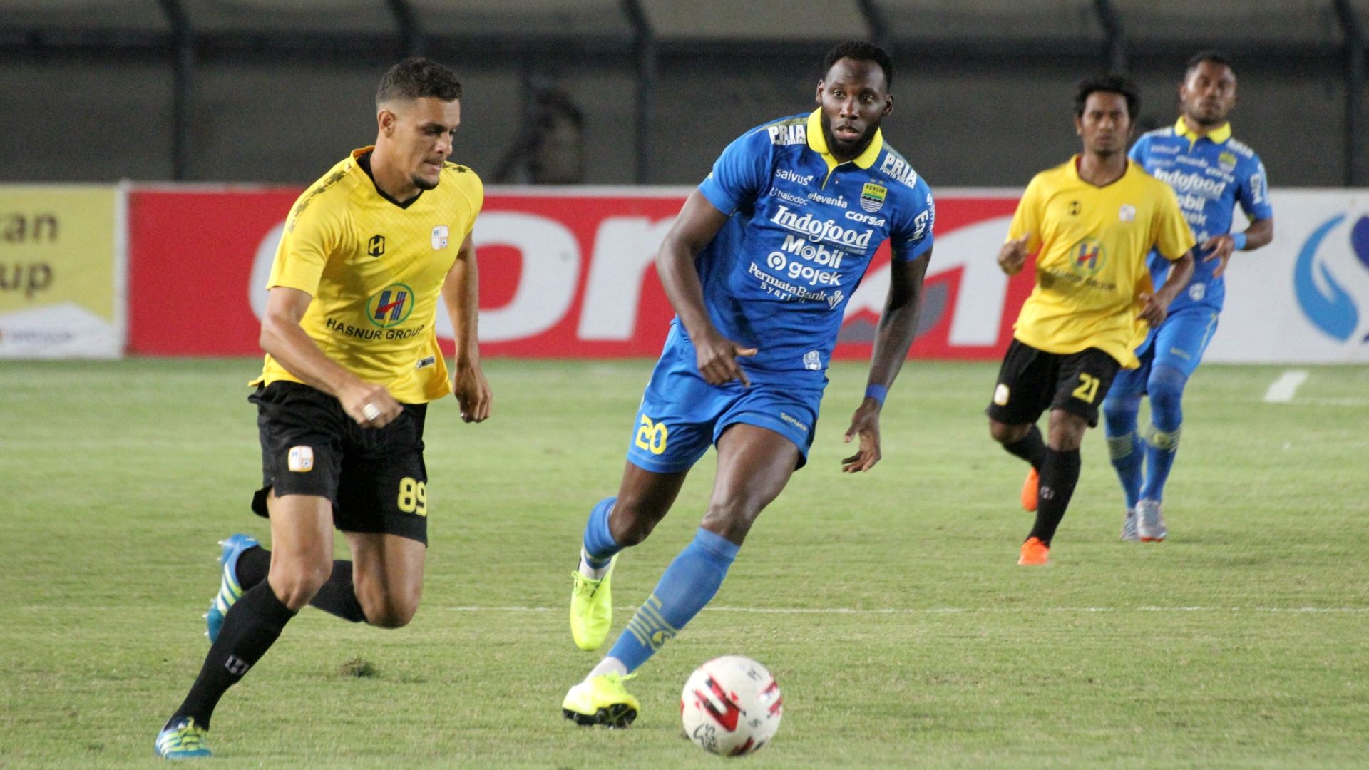 Cassio de Jesus Barito Putera & Geoffrey Castillion Persib Bandung