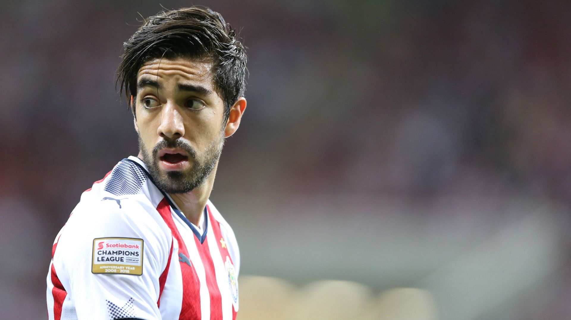 Rodolfo pizarro chivas jersey outlet