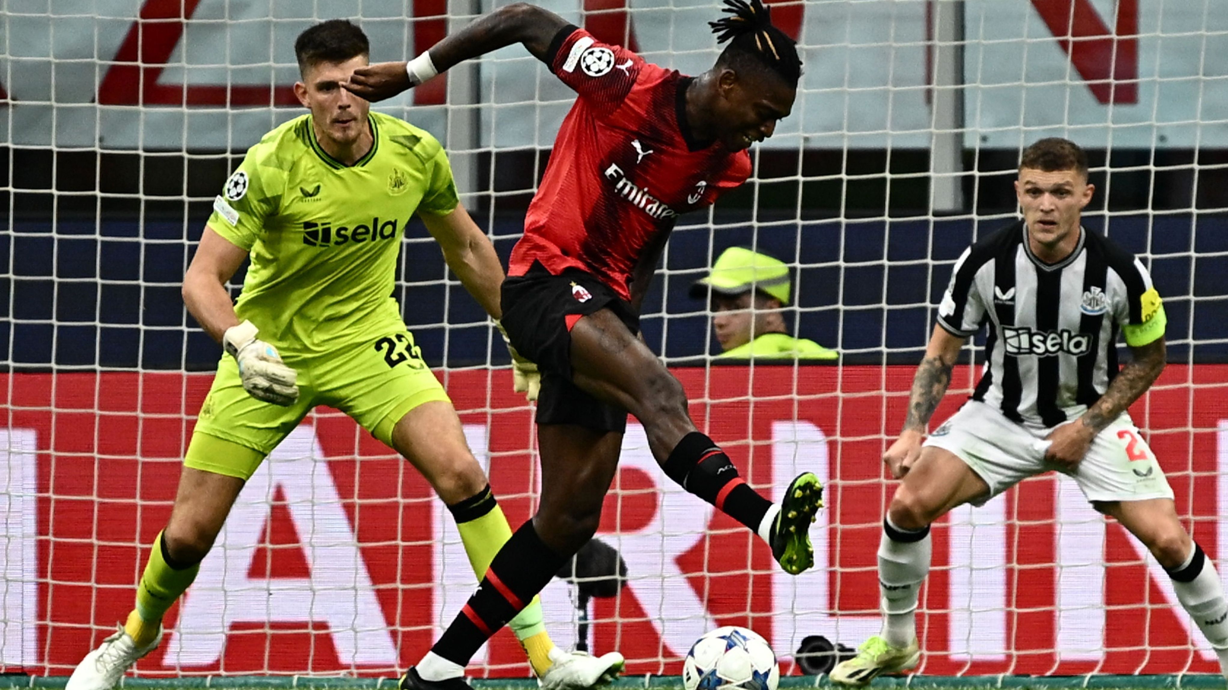 Leao Milan Newcastle