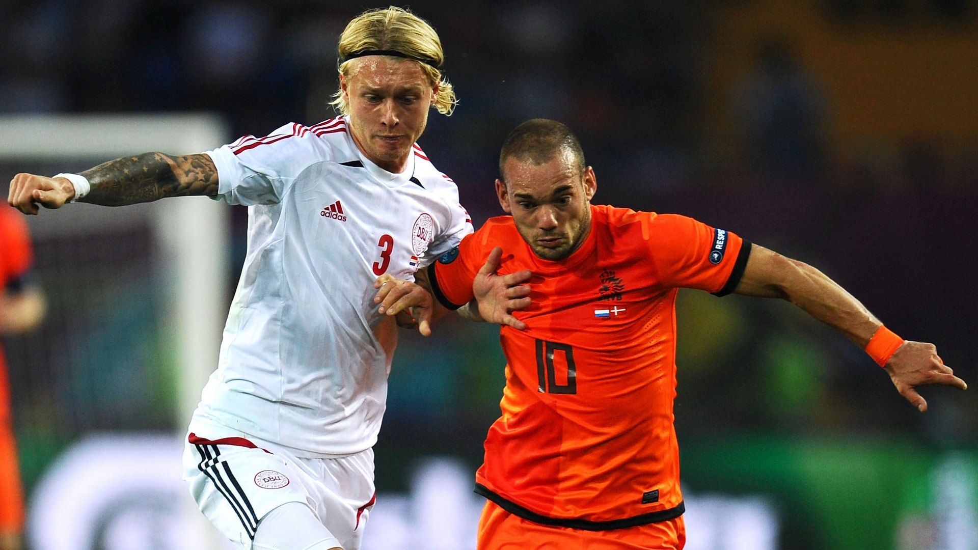 Simon Kjaer Wesley Sneijder Denmark Netherlands