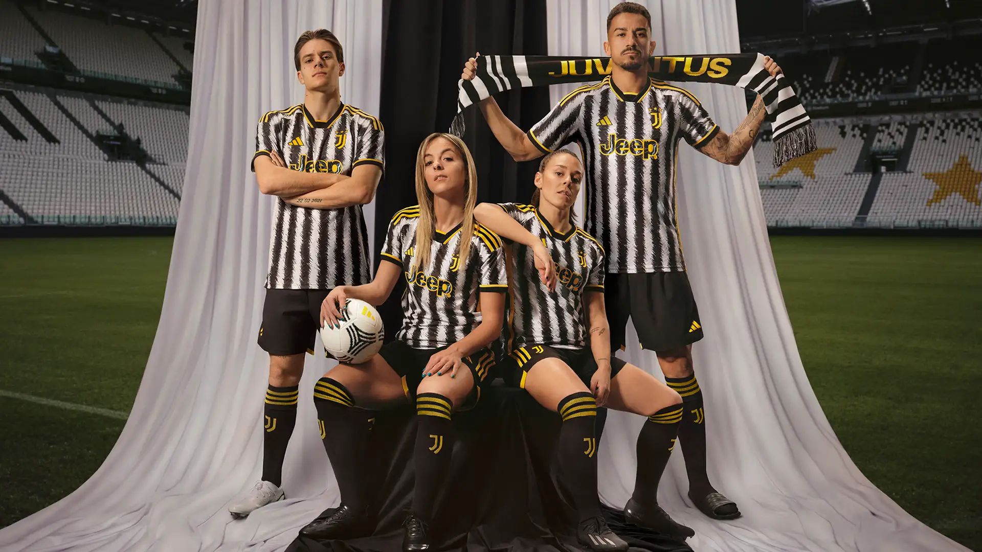 Juventus Home Kit 