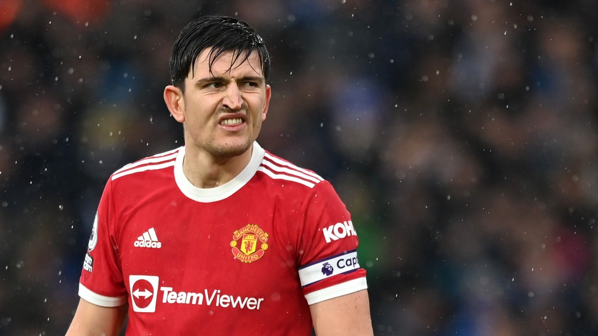 Harry Maguire Manchester United Leeds 2021-22