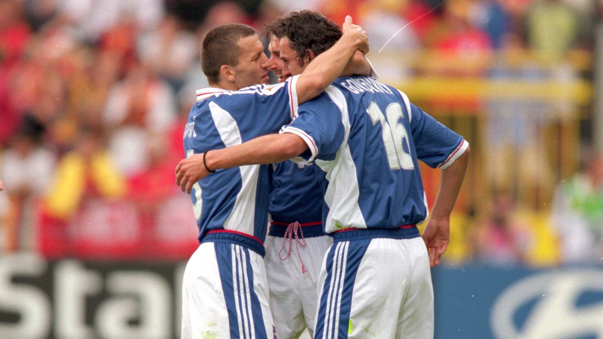 Yugoslavia celebrating Euro 2000
