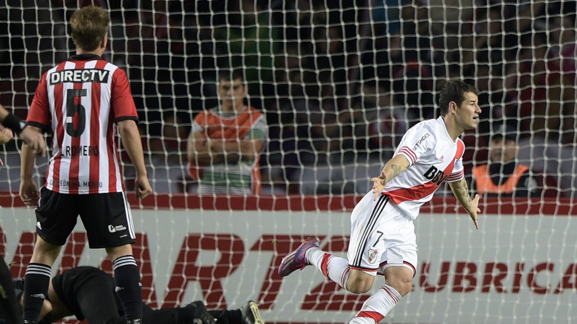 Mora Estudiantes River Copa Sudamericana Cuartos de final 29102014