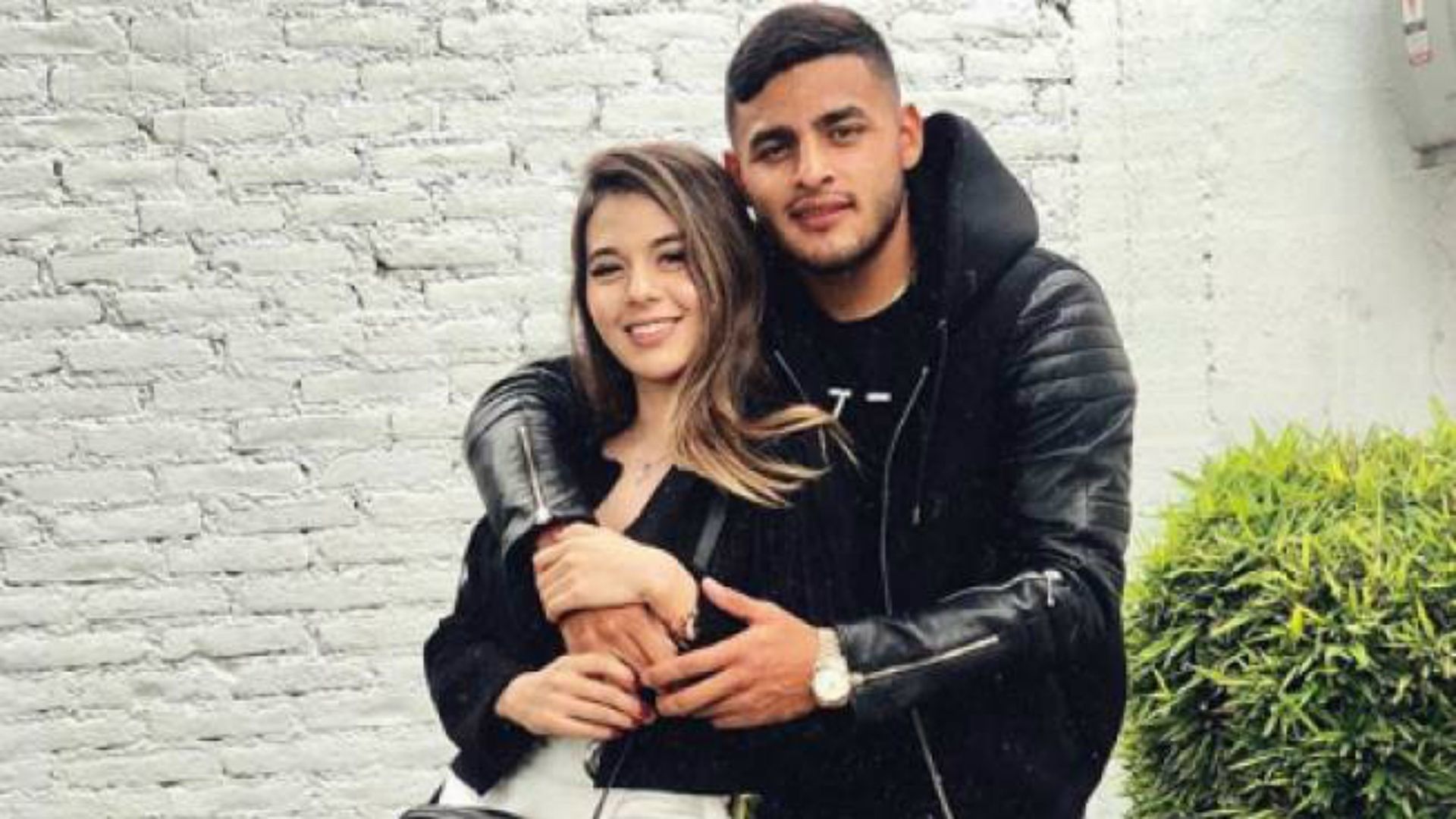 Alexis Vega Paula González