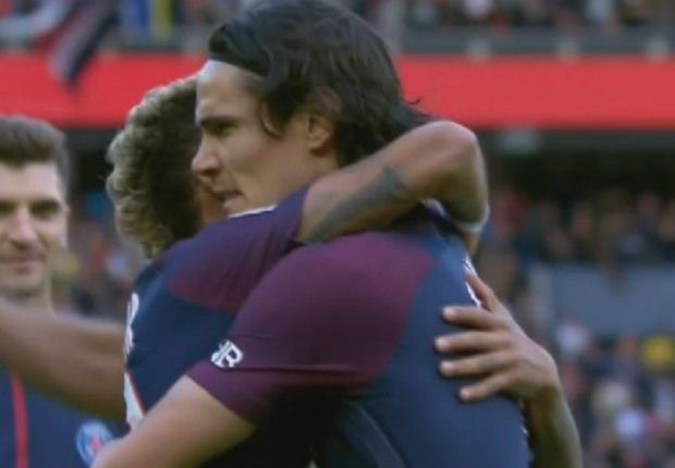 neymar cavani abrazo