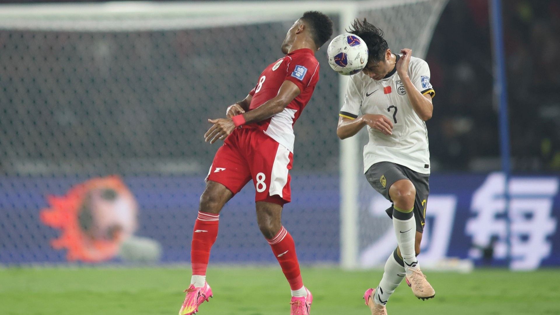 Yakob Sayuri & Xu Haoyang - Timnas Indonesia vs China WCQ 2026 Asia 05062025